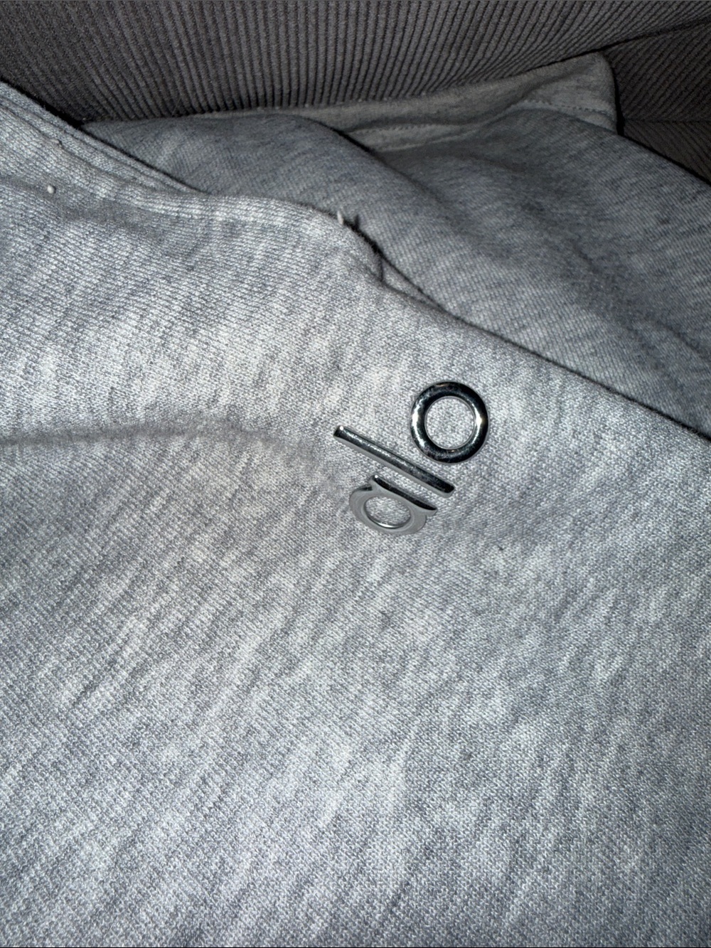 ALO Sweats - Picture 2 of 3